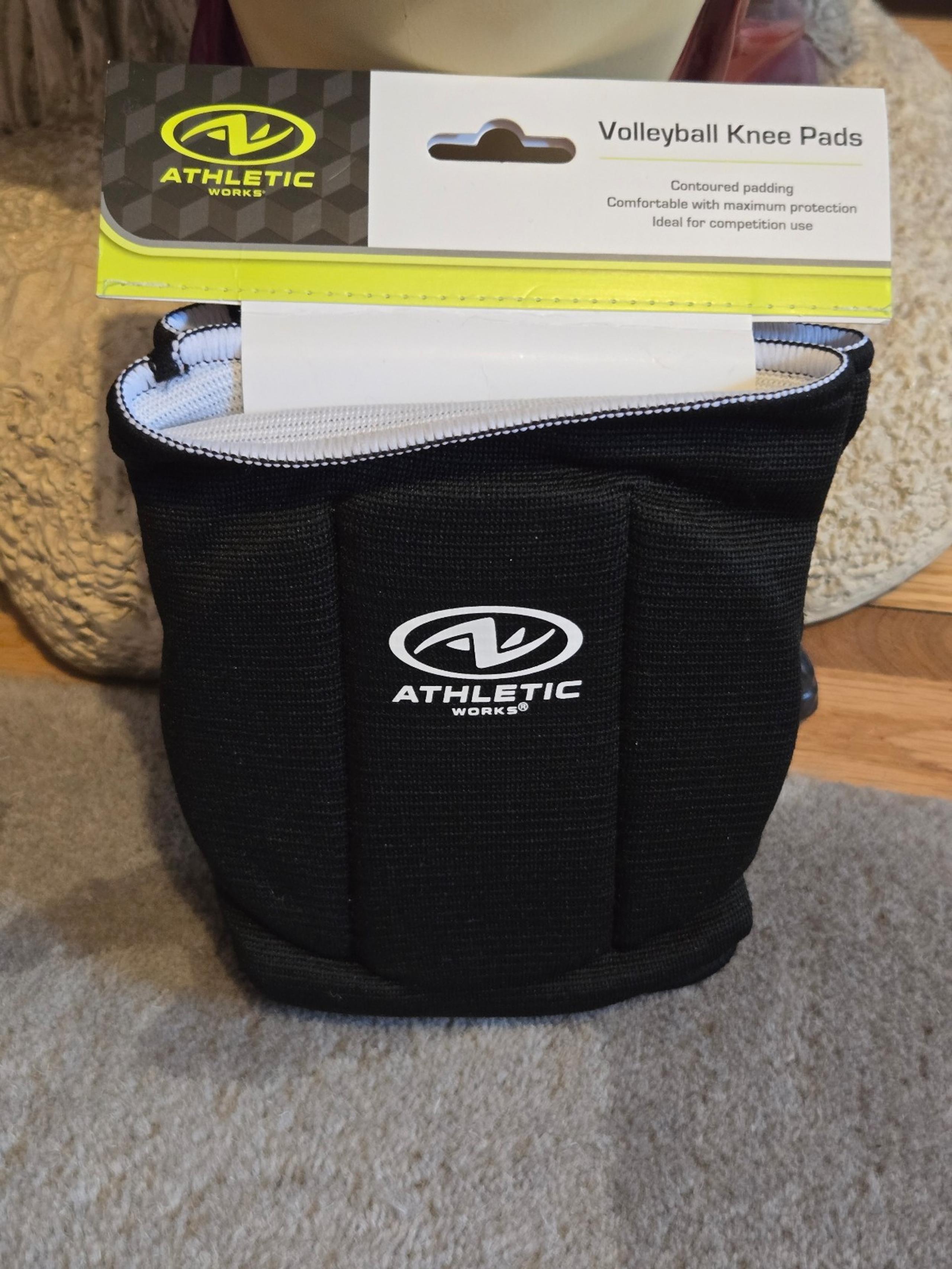 Athletic Knee Pads Reversible Black or White 6.25" x 6" Padded Volleyball