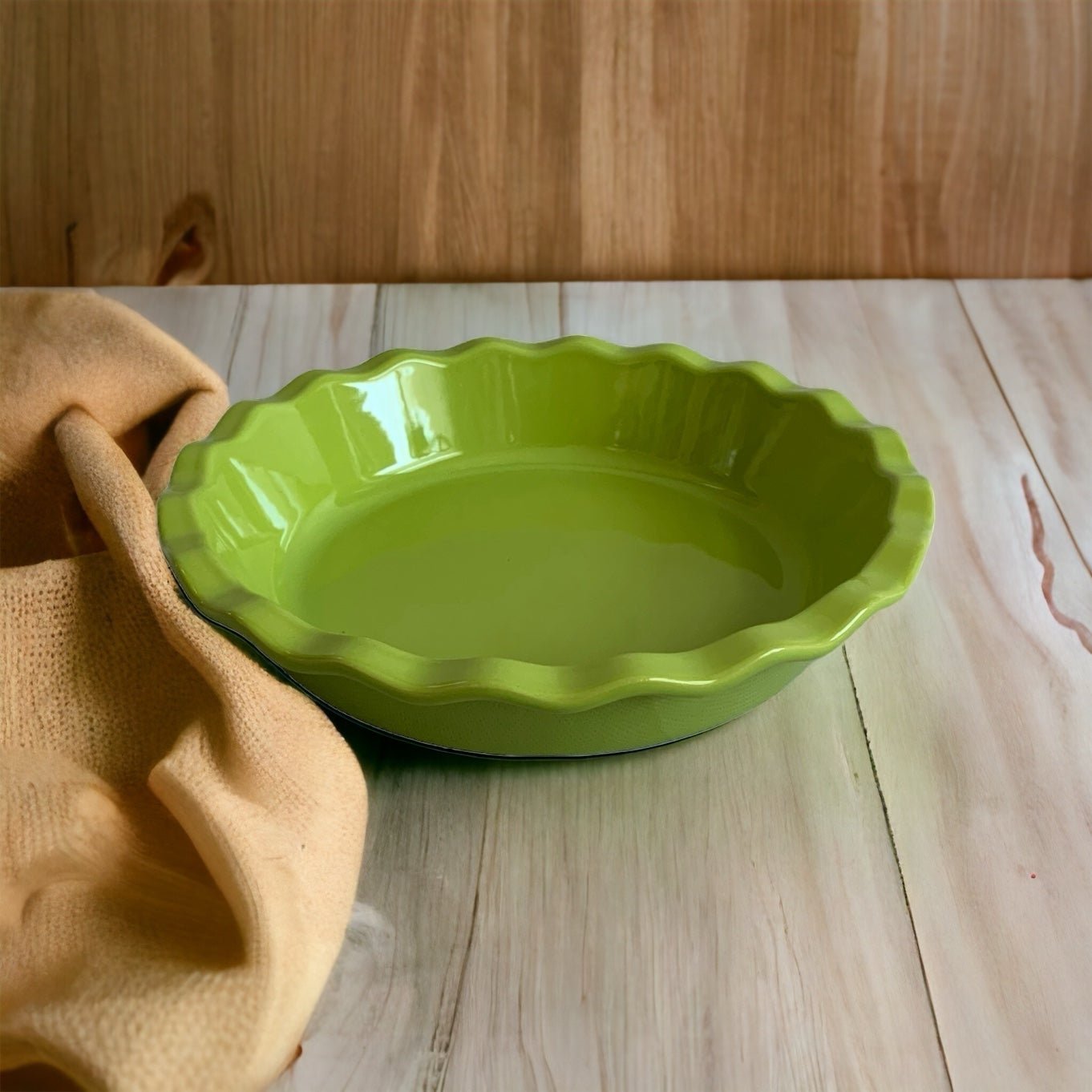 VNTG Stoneware Emile Henry France Green Ceramic Bake & Share Pie Dish Bakeware