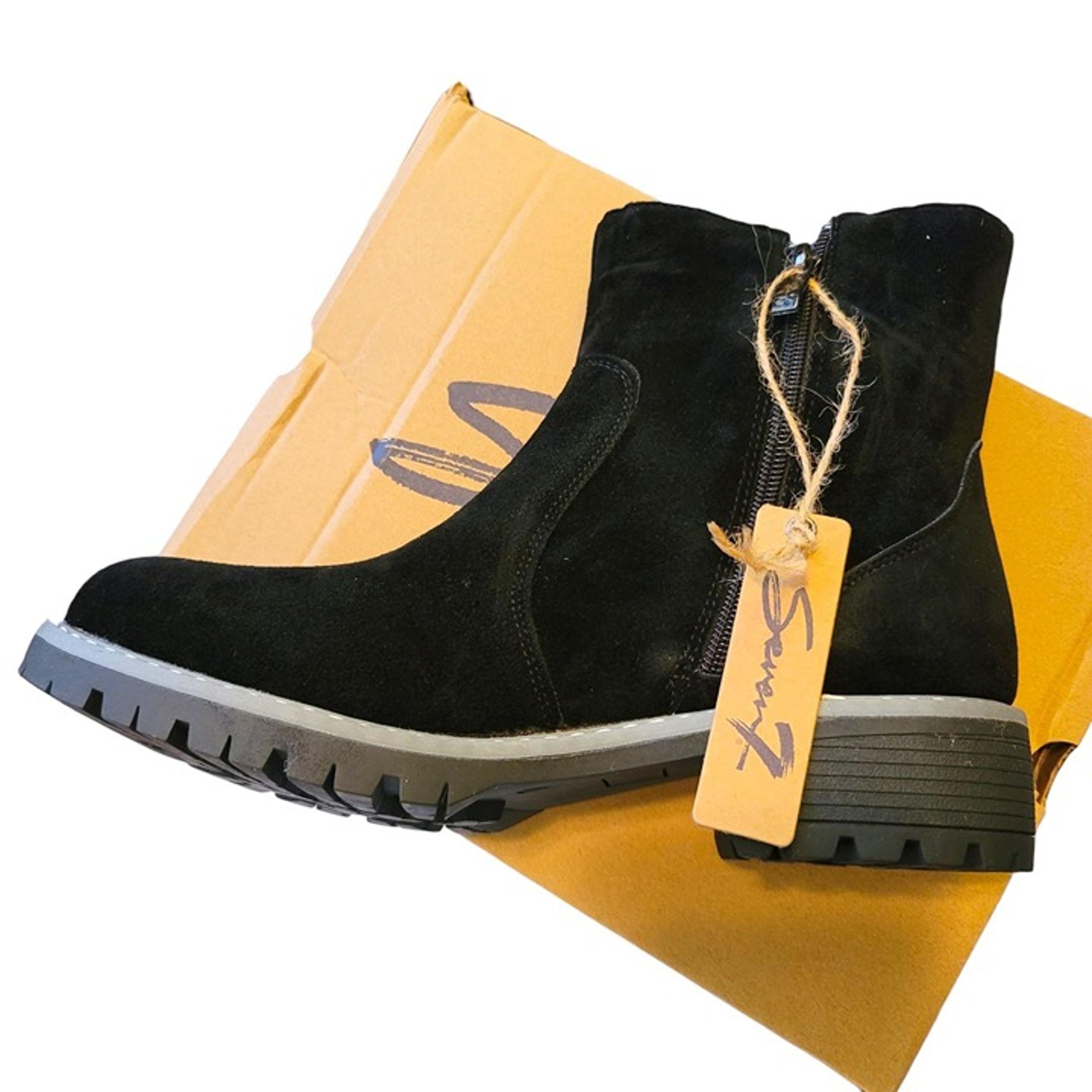 Seven7 Black Boot The Bestie Microfiber Shoe Side Zip Womans Size 9 JJ3362