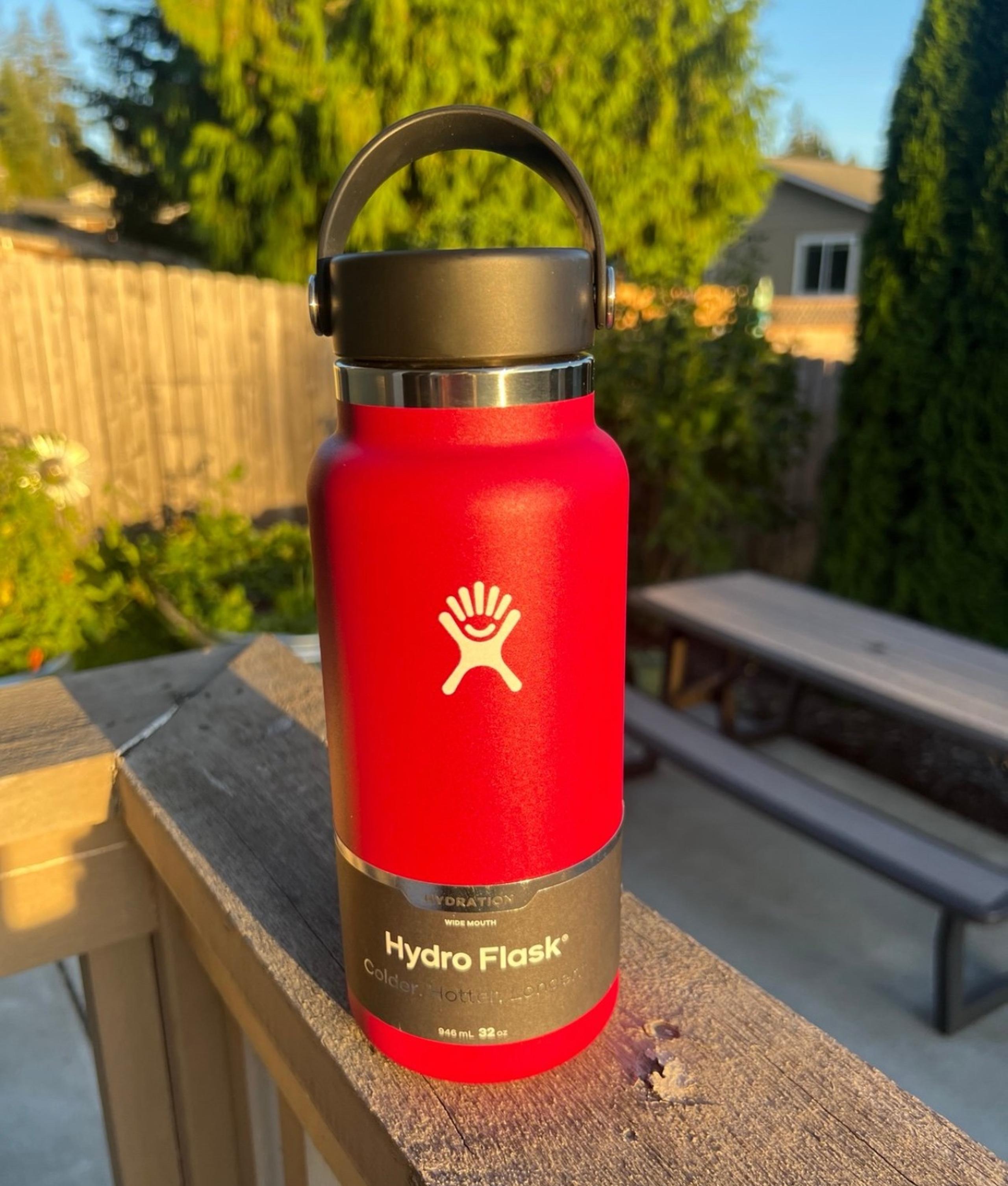 Hydro Flask 32 oz Wide Mouth Flex Cap Snapper