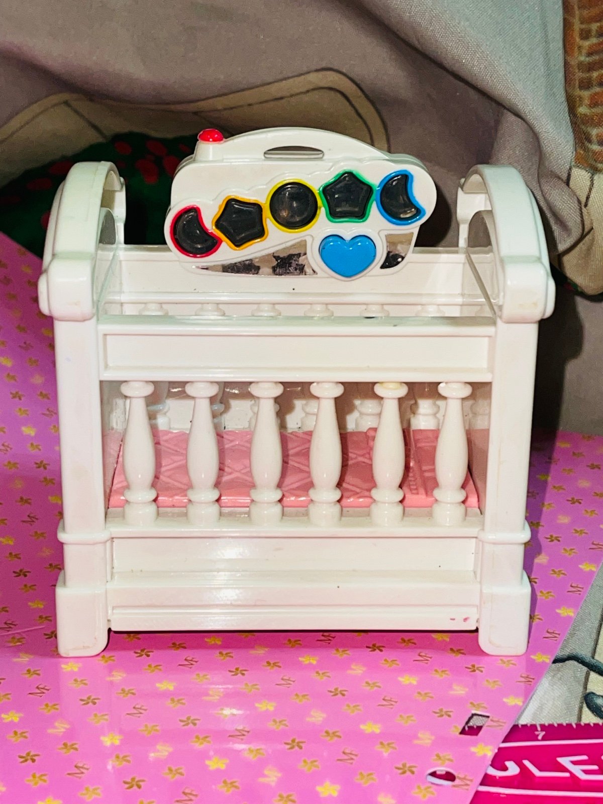 Fisher Price Loving Family Dollhouse Crib 1999 Lights Musical Battery Operated