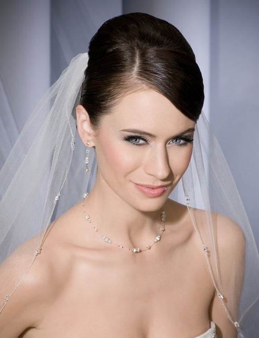 Bel Aire Bridal Veil V7054 Fingertip