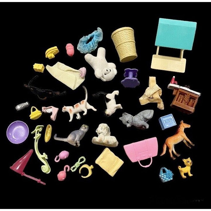 34 Piece Lot Vintage Girls Toys Barbie LPS Polly Pocket and more! Replacements