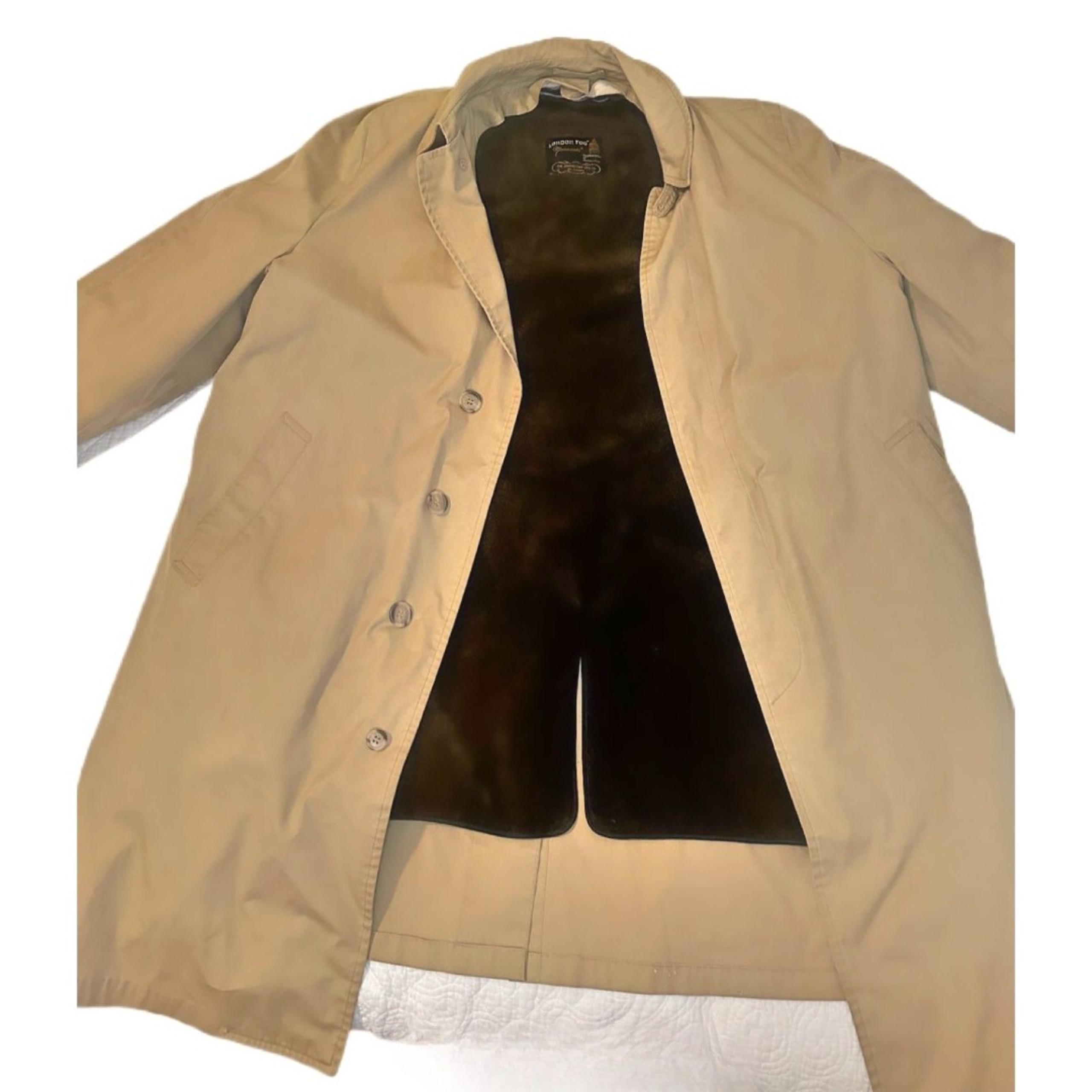 Vintage London Fog Beige Maincoats 44L Removable Faux Fur Liner Trench