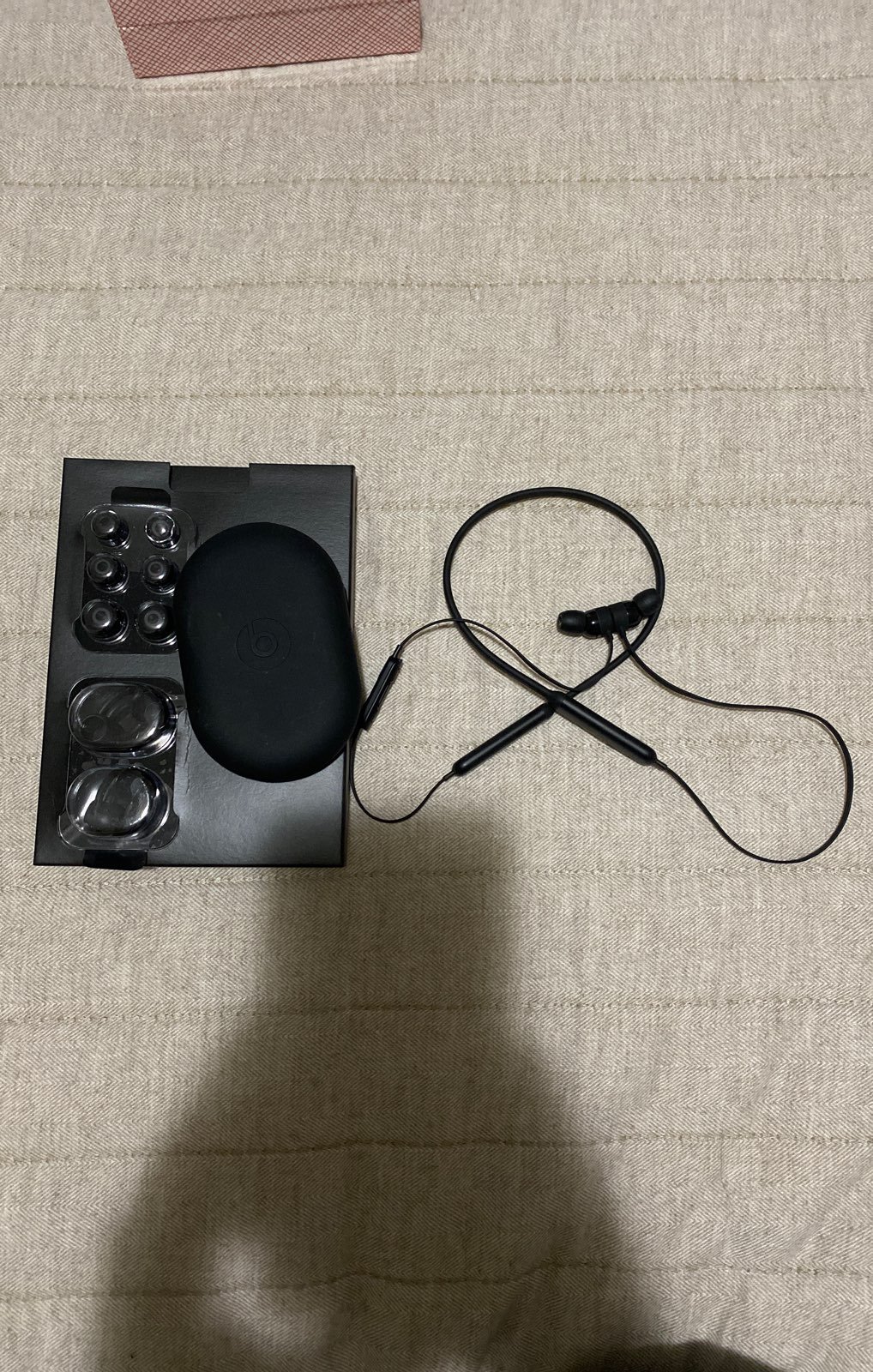 Beats by Dr. Dre Beats Solo2 Wireless