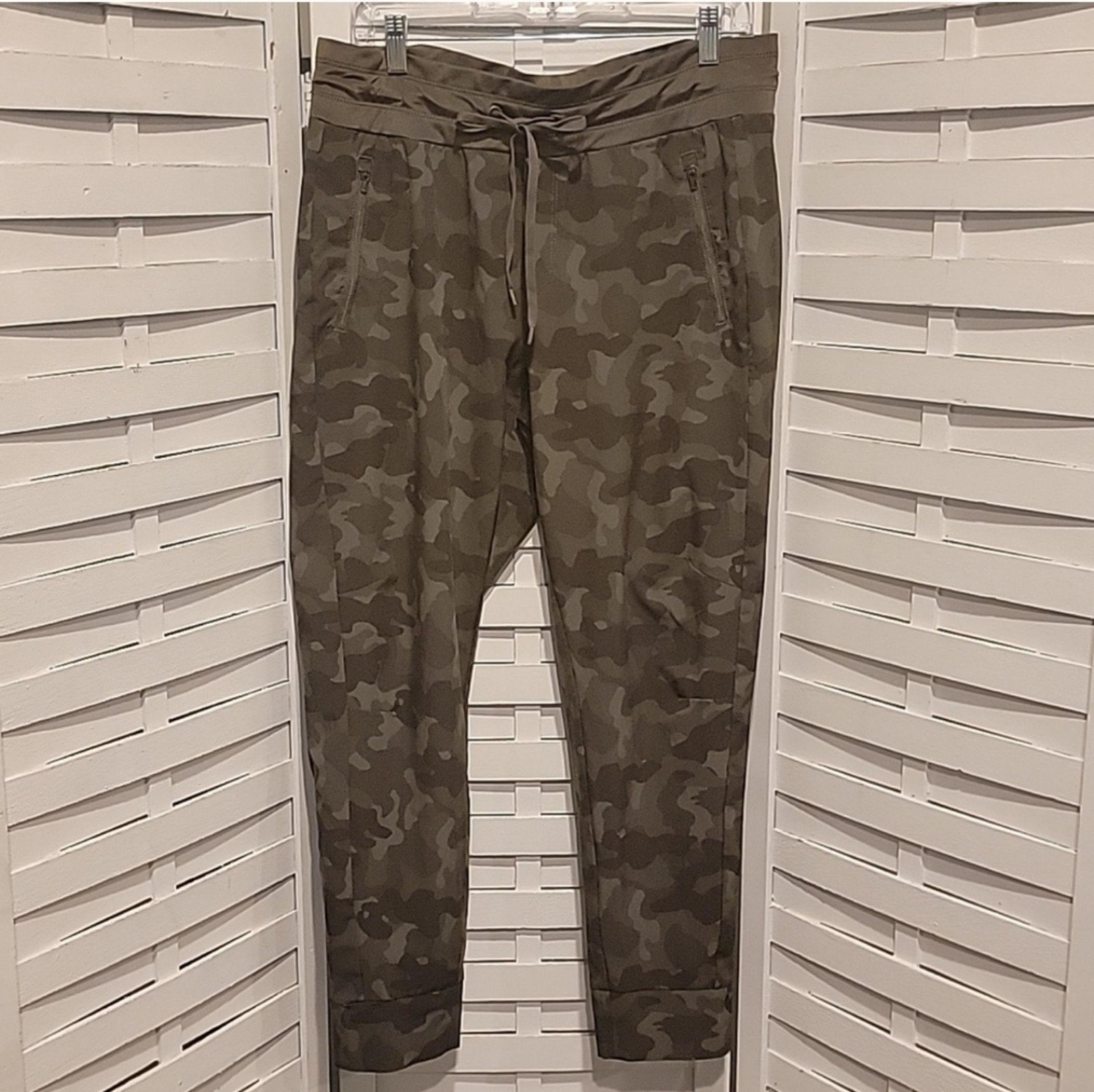 Marrakech Anthropologie Camoflage Jogger Pants Size 12