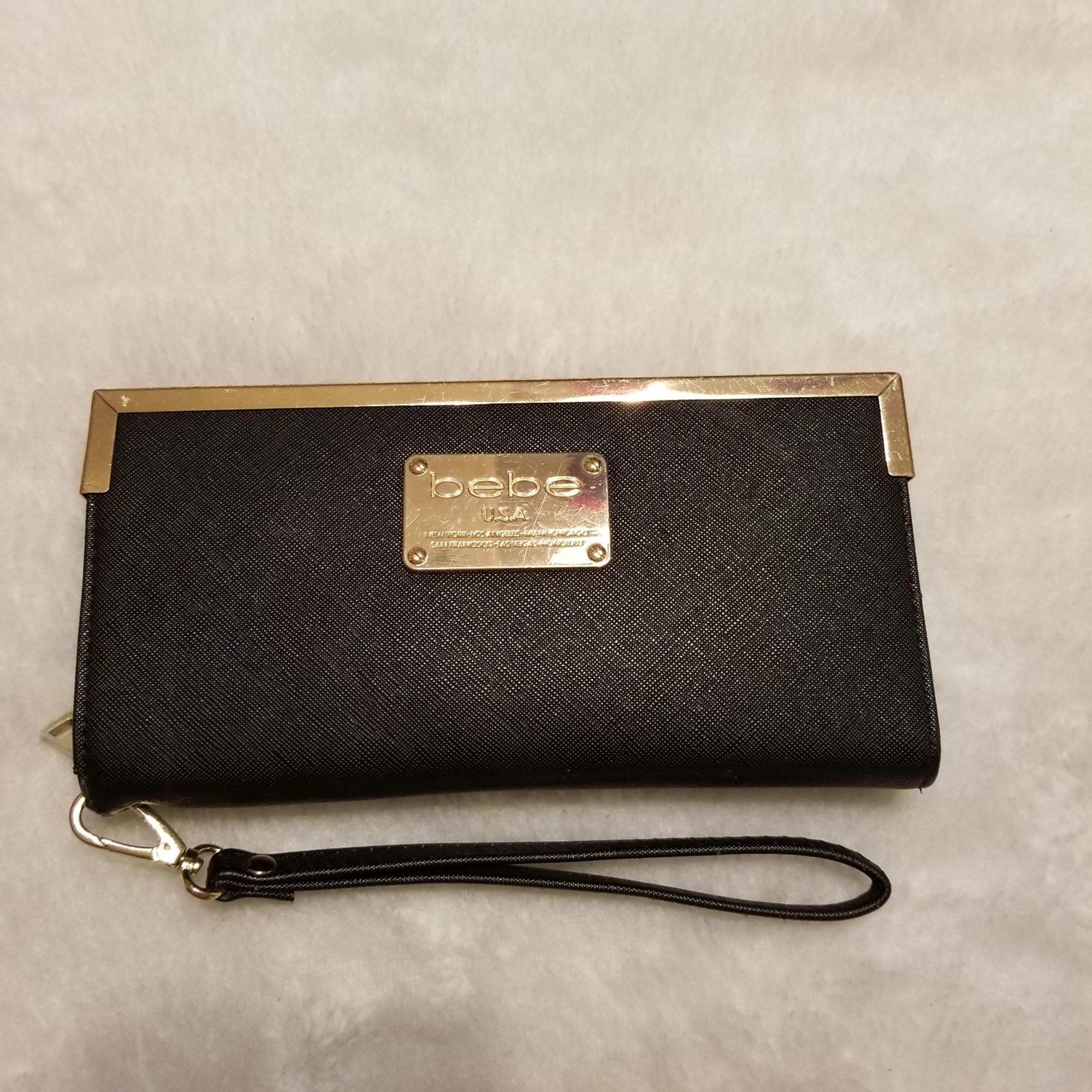 Bebe Women's handwrist Wallet
