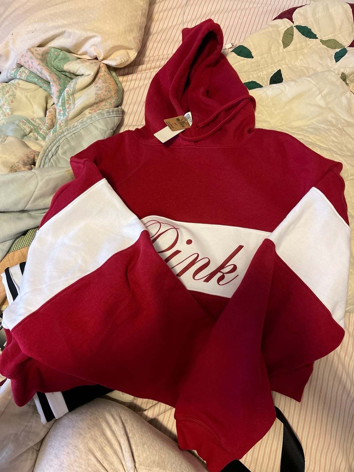 Vs pink crop hoodie