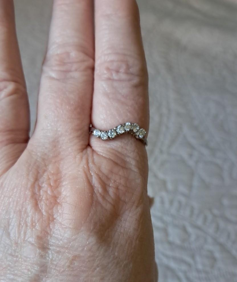 Vintage Sterling Silver Diamond Wave Ring Size 9
