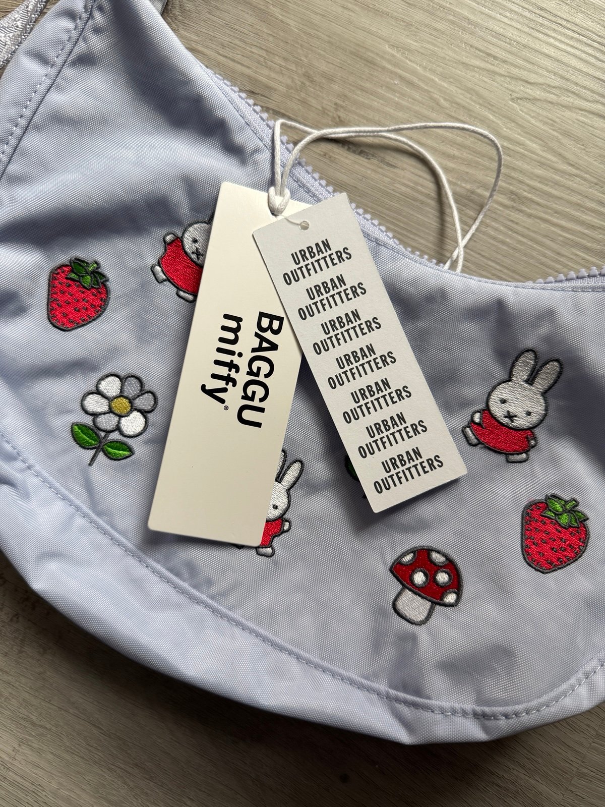 Baggu x Miffy Small Crescent Bag