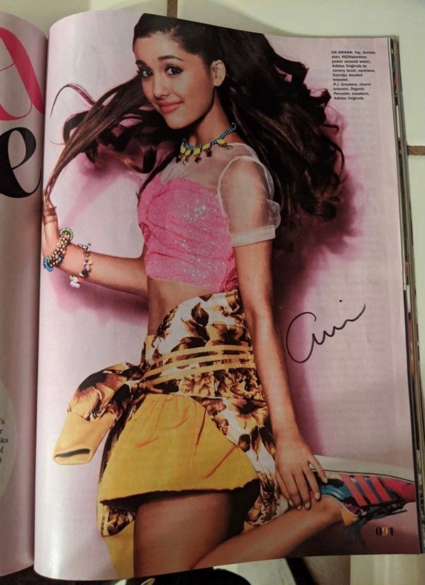 Ariana Grande Autograph