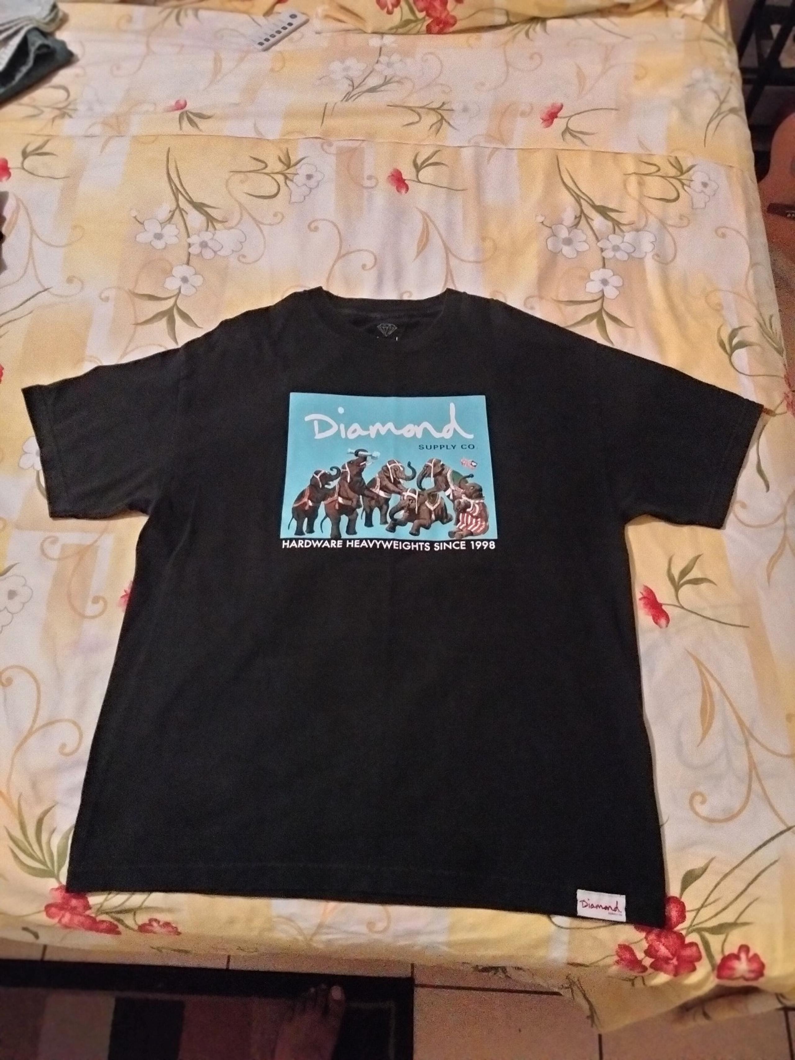 Diamond supply Co T-shirt size XL