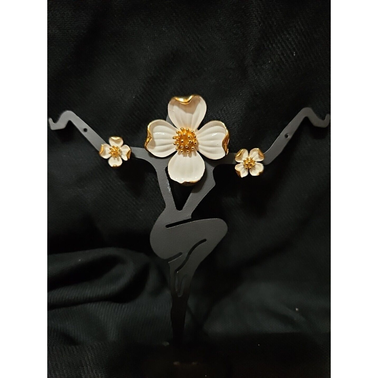 CROWN TRIFARI Classic White Enamel DOGWOOD FLOWER Pin and Earrings BOOK PIECE