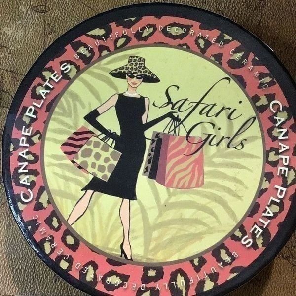 Canape plates 4 Safari Girls plates new in box