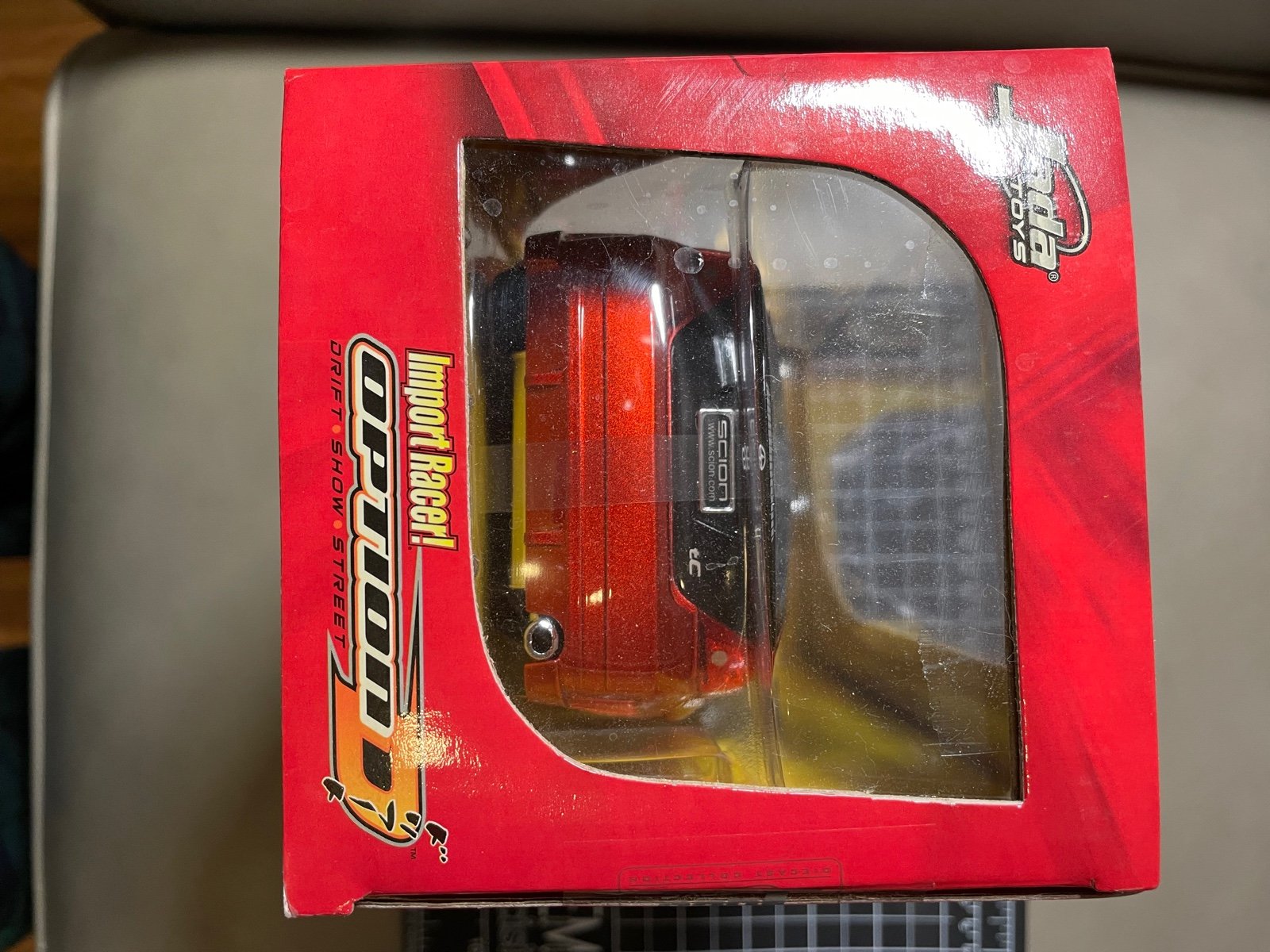 1:24 scale Scion Option D, Jada 2007 RED