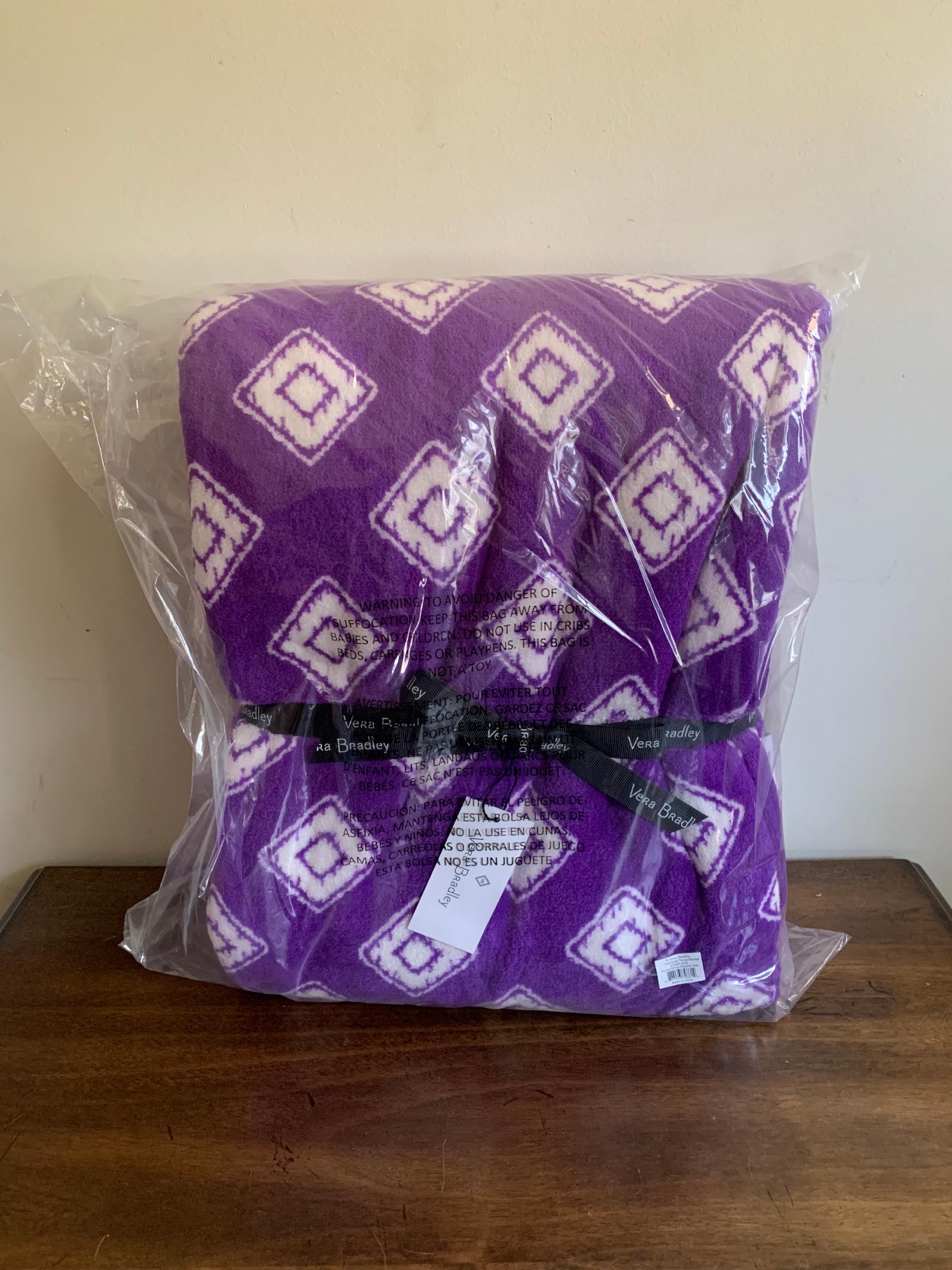New Vera Bradley Oversize Purple & White Fleece Blanket
