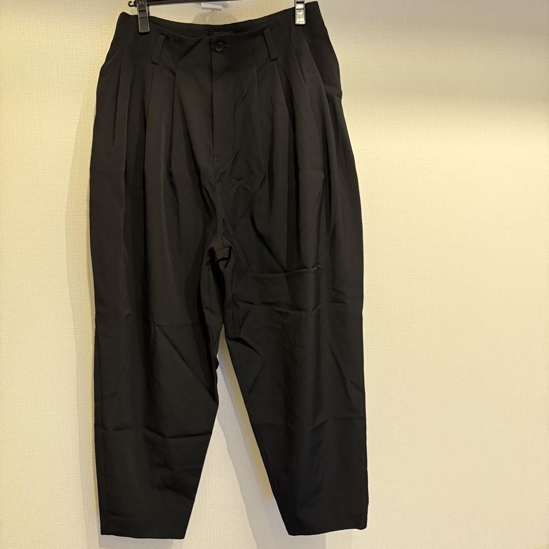 Bishop Tuck Pants