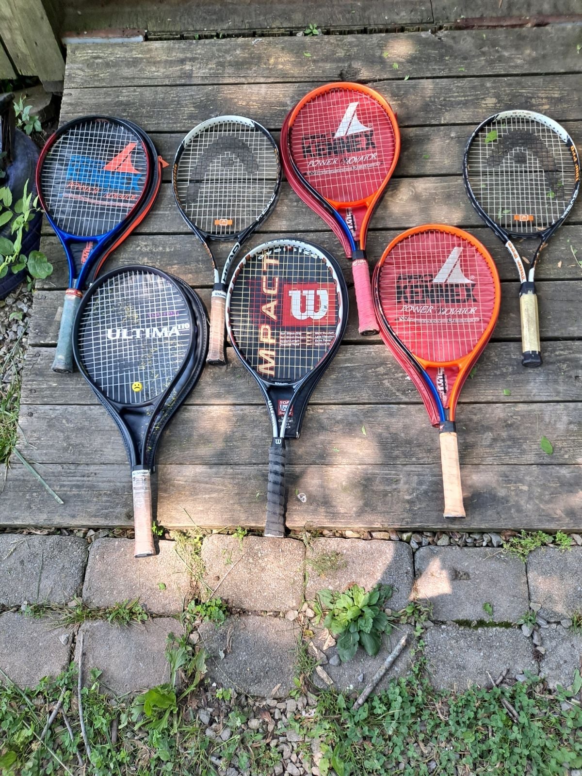 tennis racquet