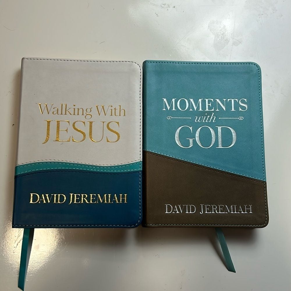 David Jeremiah Moments with God and Walking with Jesus books