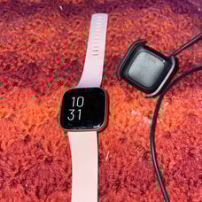 Fitbit Versa 2