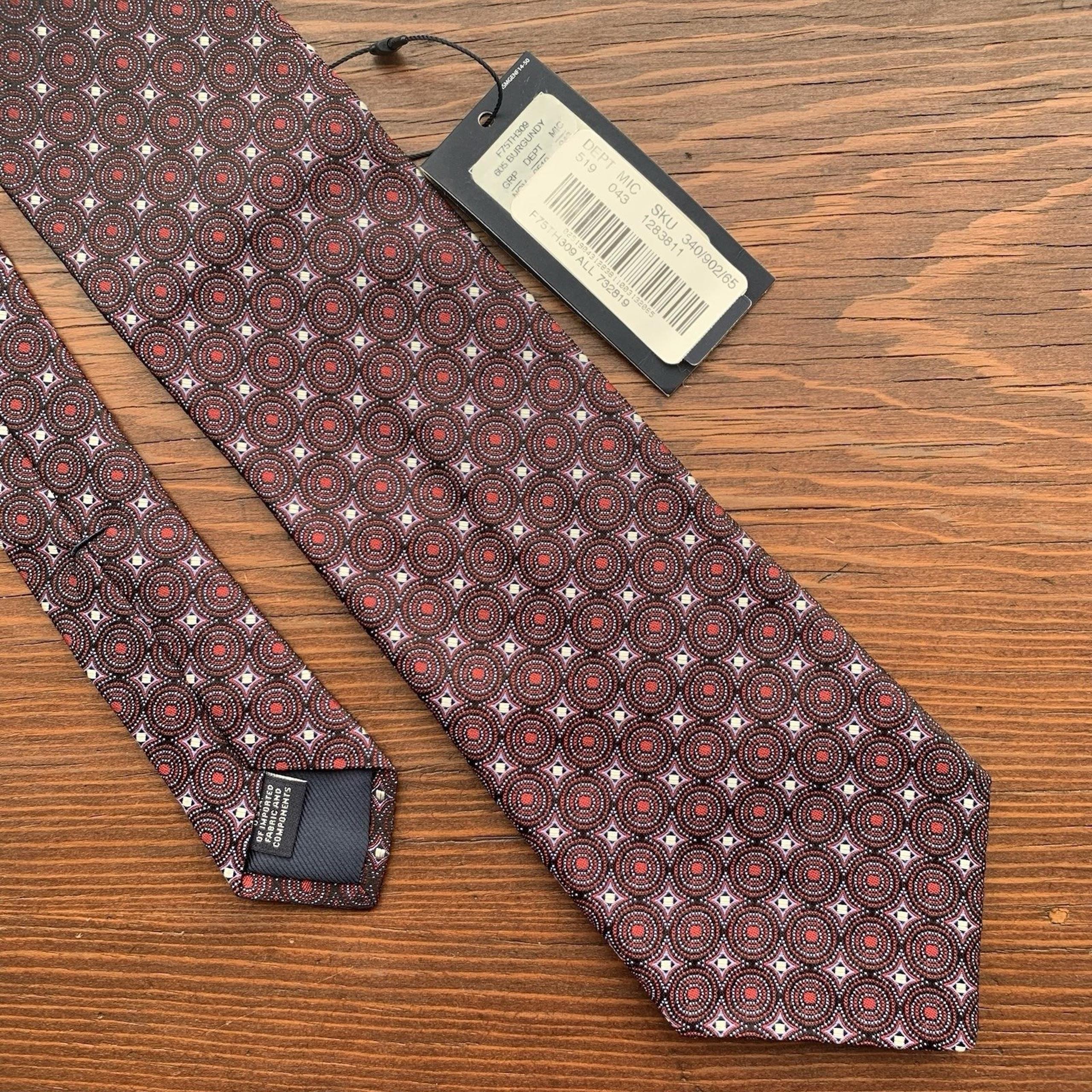 NWT Hart Schaffner Marx Mens Silk Tie Red Geometric Made in USA Business Suit