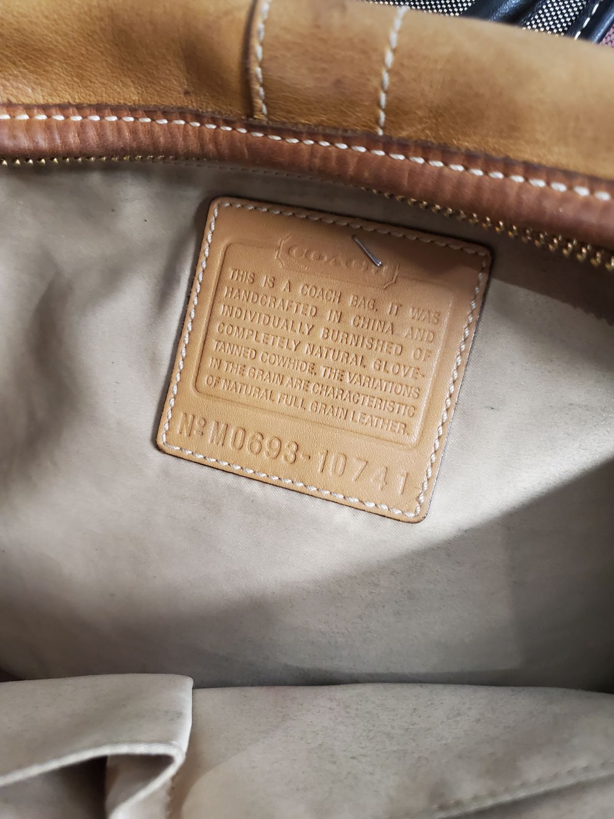 Gorgeous Leather Coach shops Hobo & Matching wallet