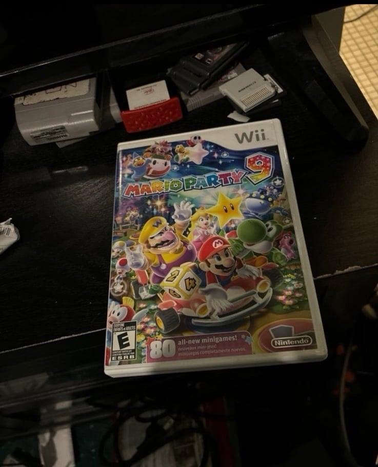 Mario Party 9 Wii (RARE LIKE NEW)