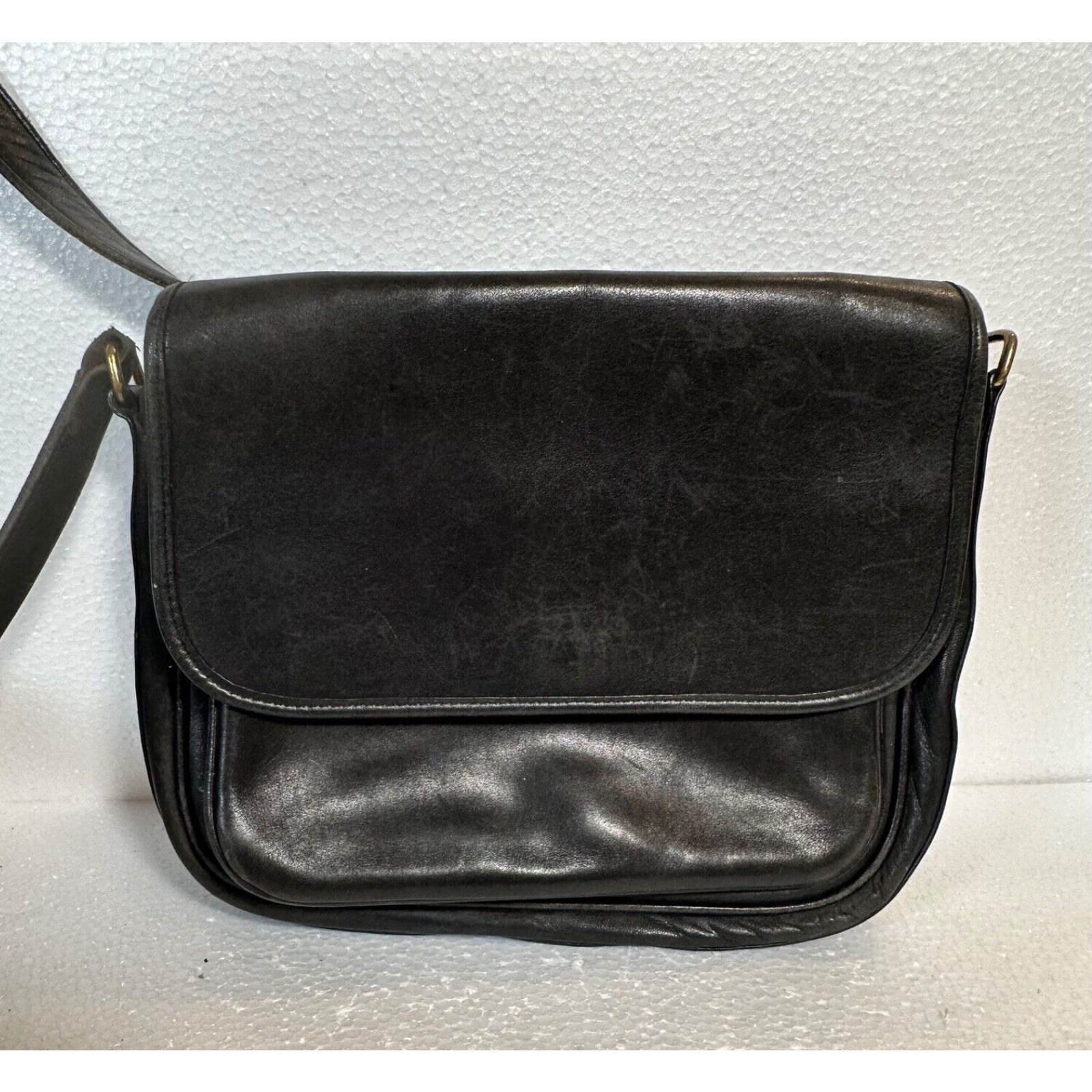 Vintage Coach Purse Leather Flap Shoulder Bag Saddlebag Crossbody Black