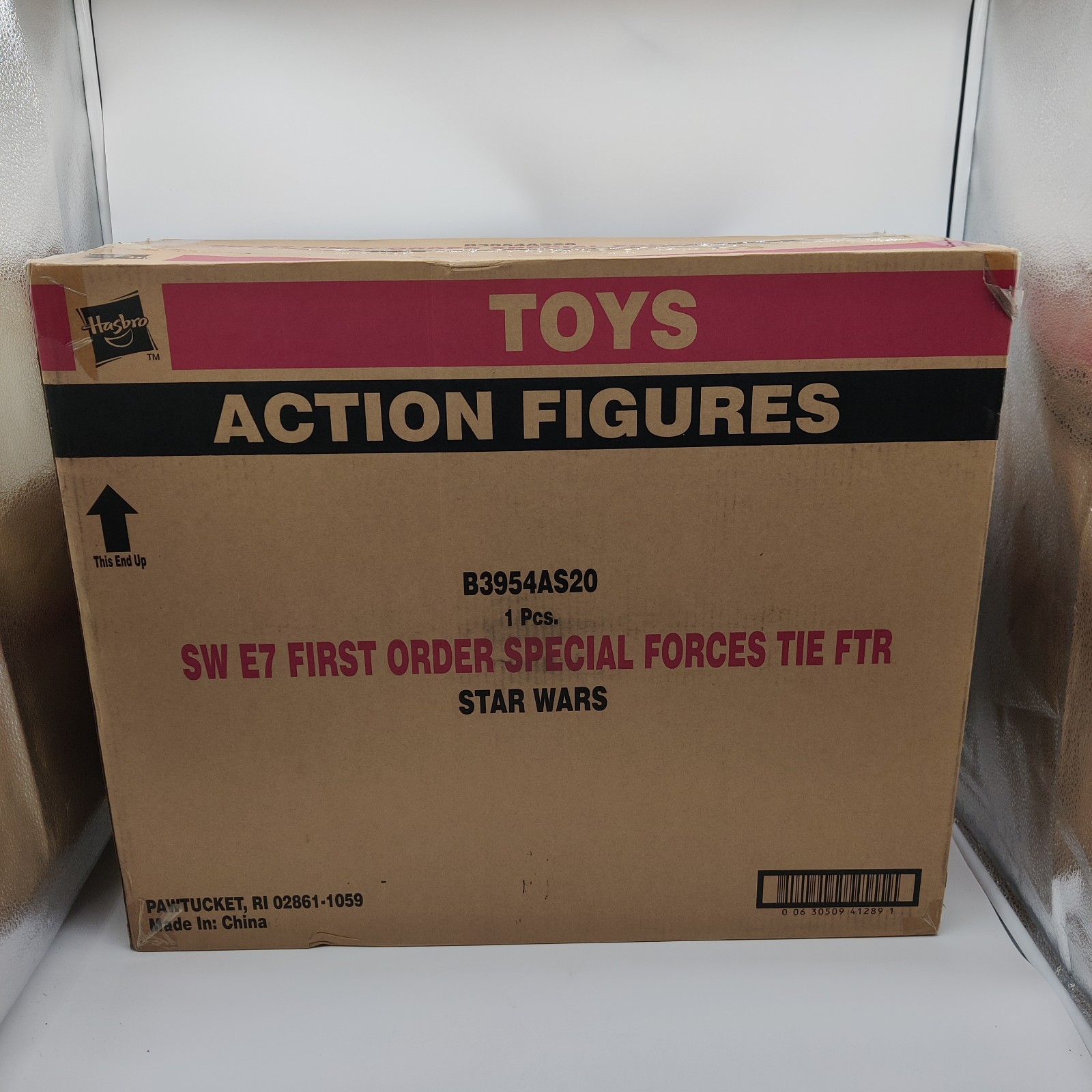 HASBRO STAR WARS BLACK SERIES-FIRST ORDER TIE FIGHTER In Shipper Box