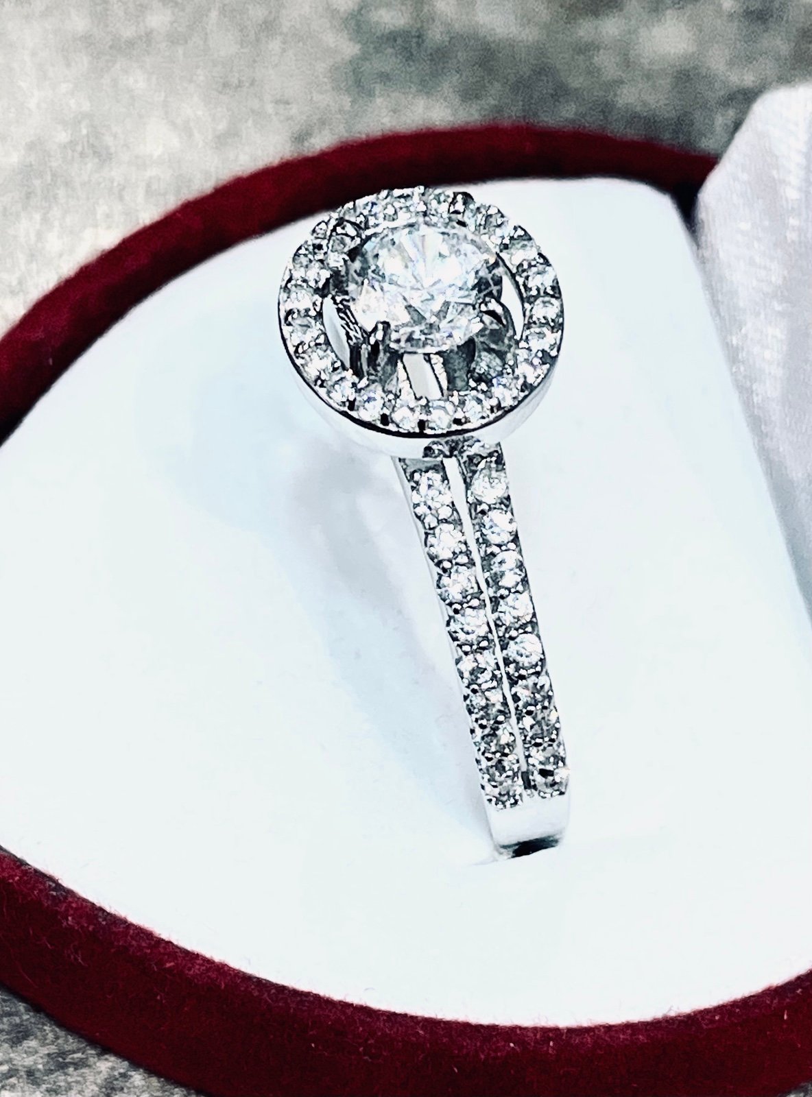 Pure Zircon Cubic 925S Silver ring Available in all sizes