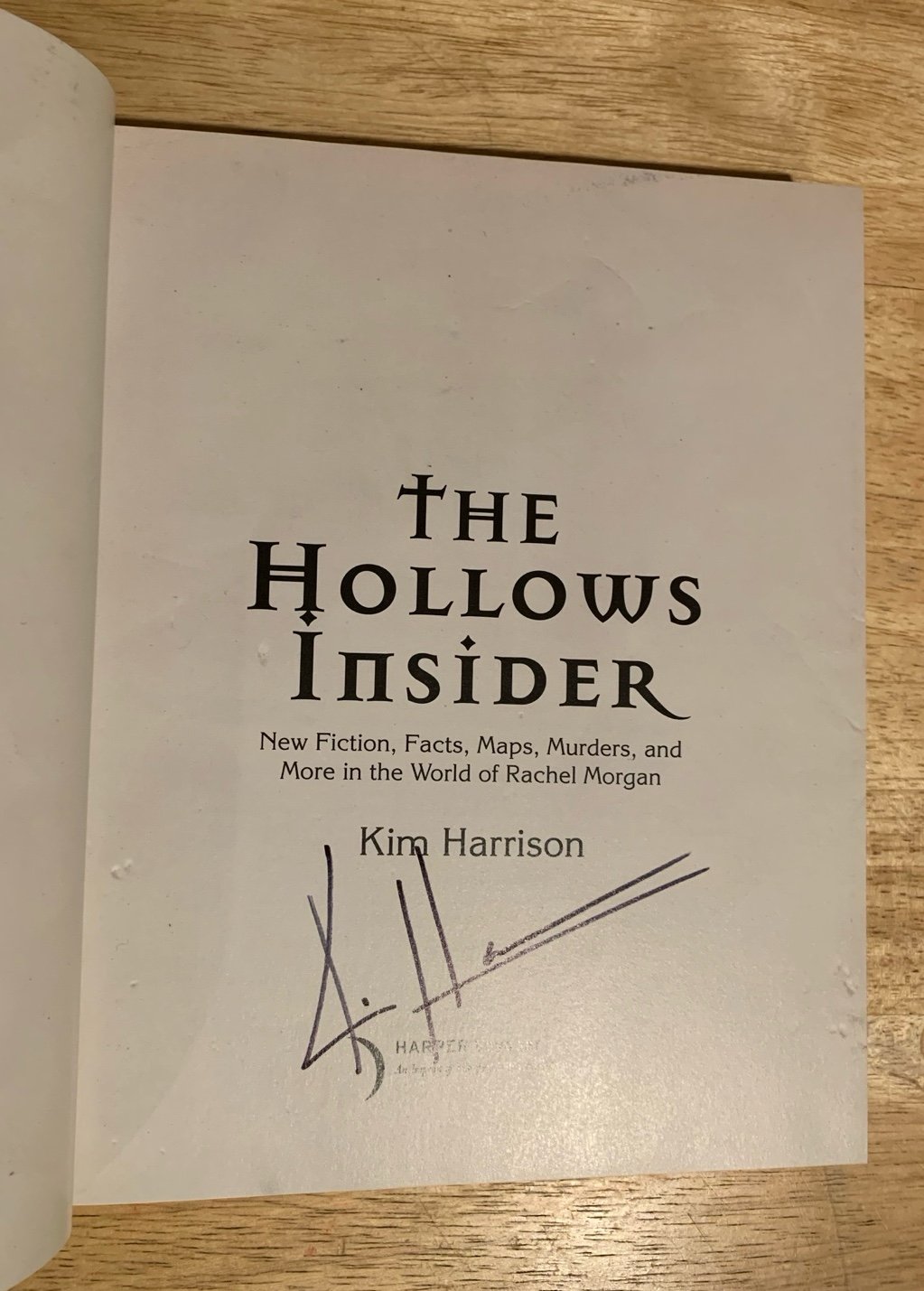 SIGNED The Hollows Insider HC 1/1 by Kim Harrison +PIC