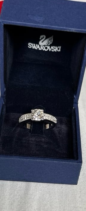 Swarovski dazzle ring
