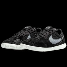 Nike Streetgato Turf Soccer Kids/Womens