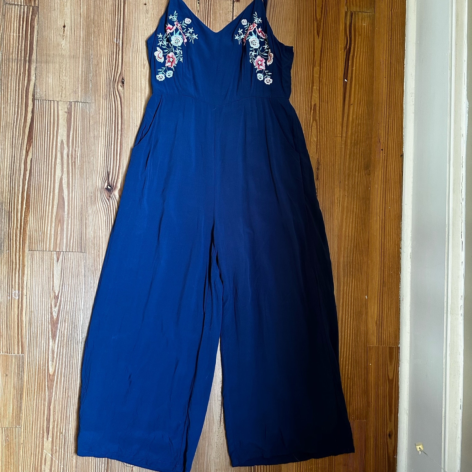 Q&A navy floral embroidery wide leg tank jumpsuit SIZE M