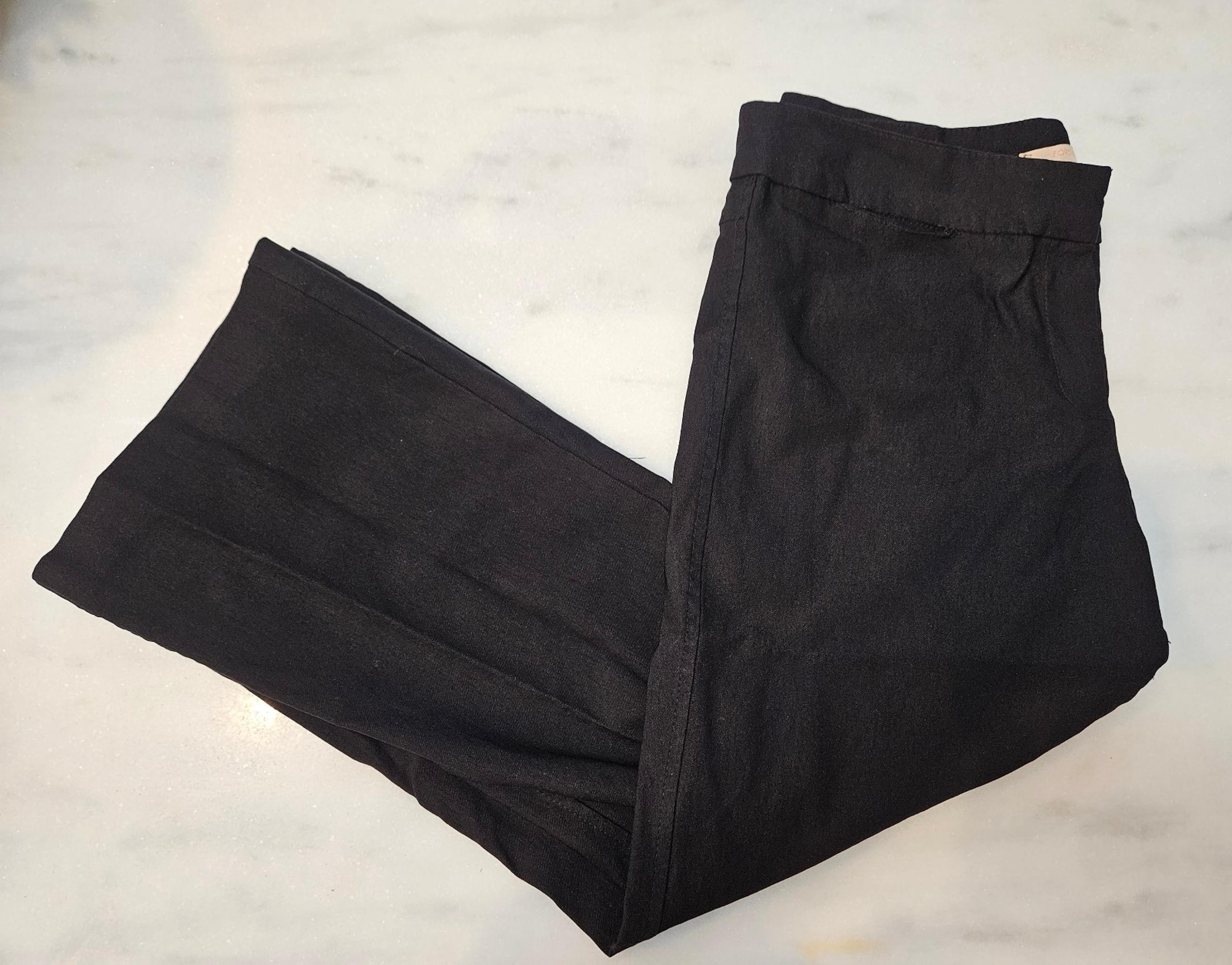 Forever 21 Women's Black Dress Pants Size Medium