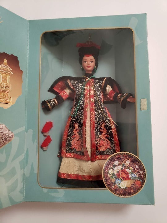 1996 Mattel The Great Eras Collection Chinese Empress Barbie #16708 Brand New