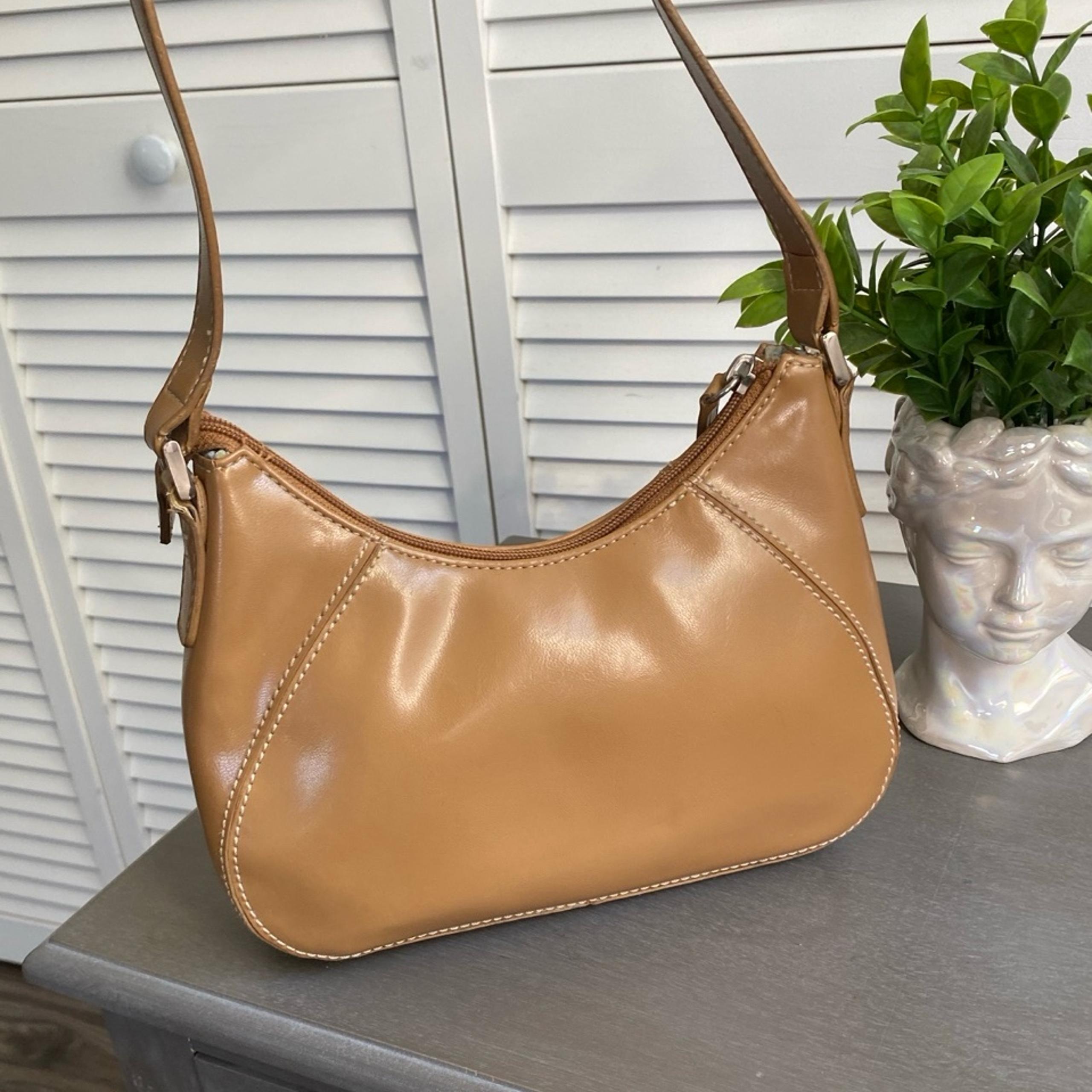 Y2K Liz Claiborne Faux Leather Contrast Stitch Shoulder Bag