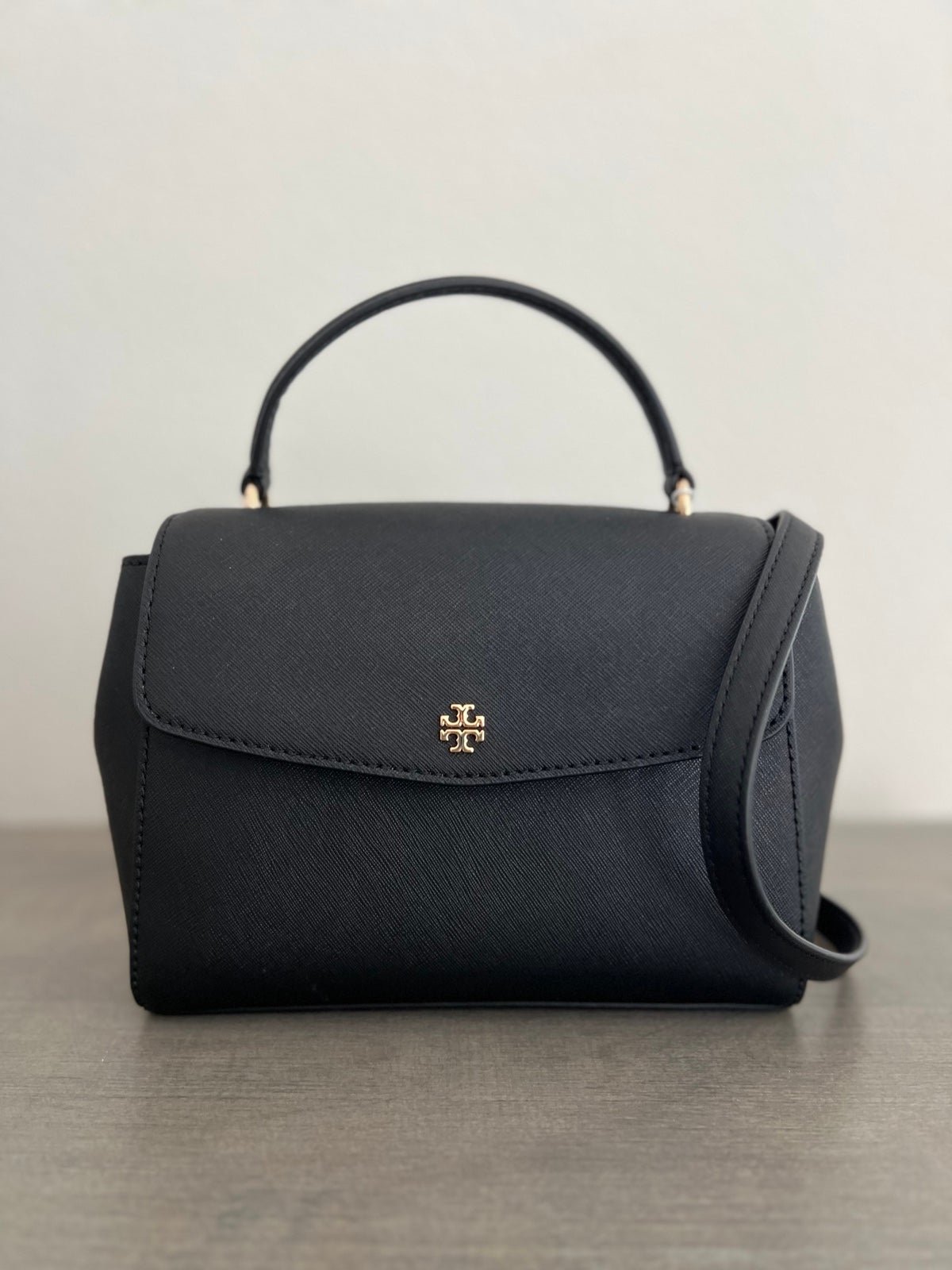 Tory Burch Emerson Small Top Handle Satchel In Black