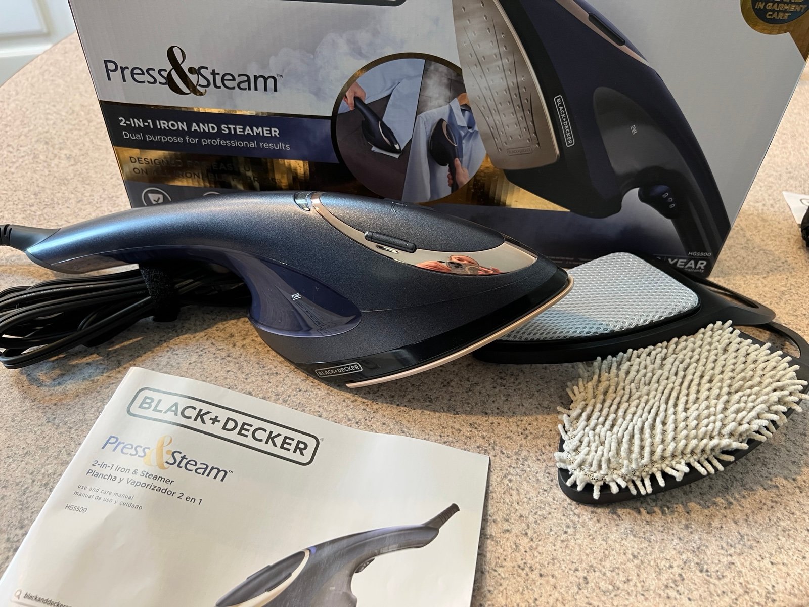 2-in-1 Iron and Steamer