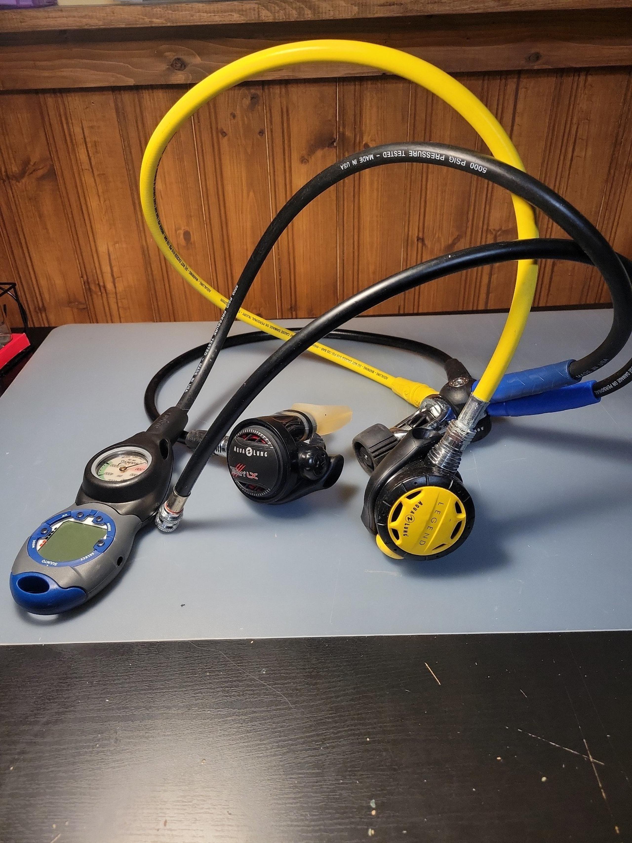 AquaLung regulator octopus set with Sunnto Drive computer, Legend Regulation