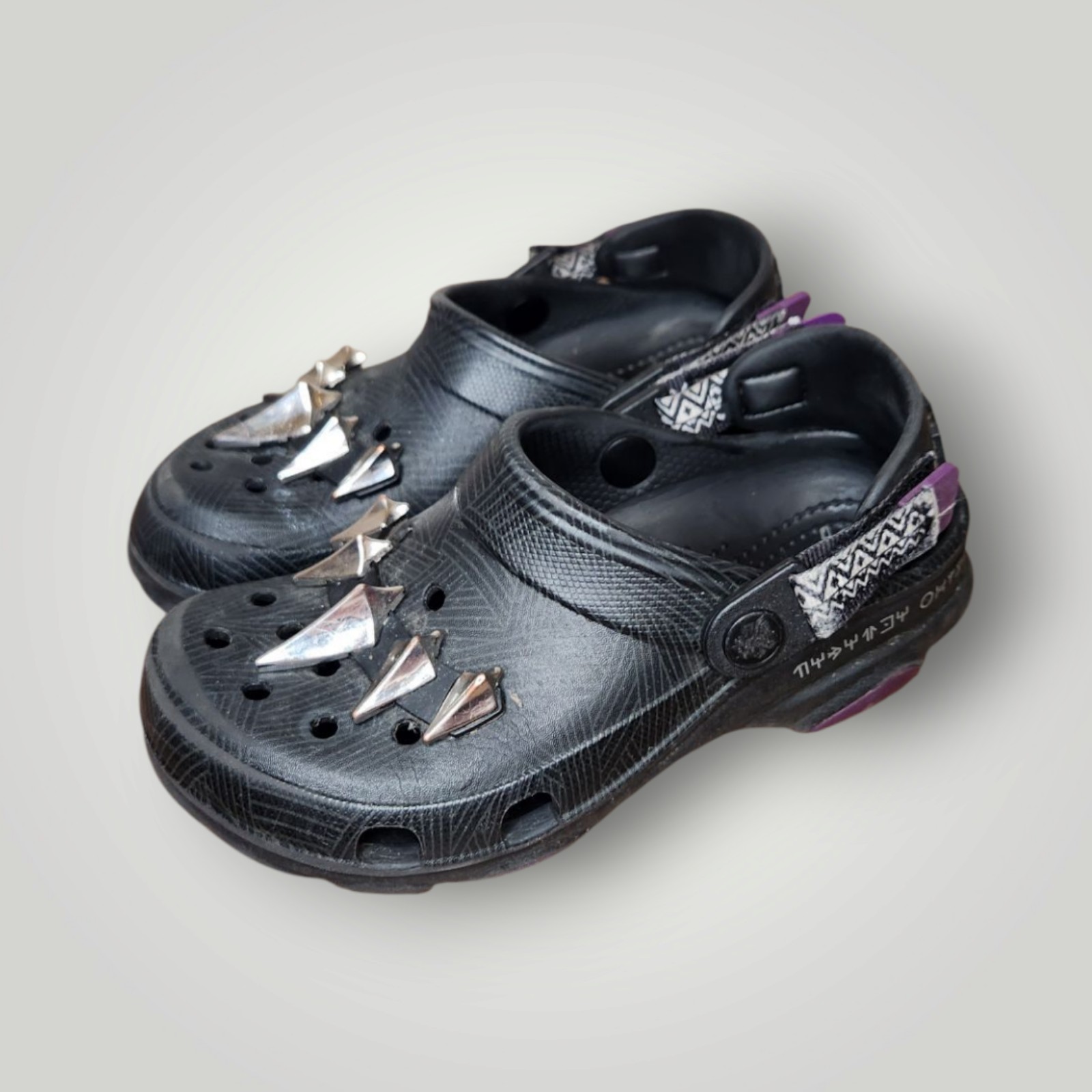 Crocs Black Panther Kids Black and Purple Shoes with Silver Accents size 3 j3