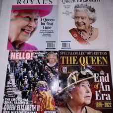 11 piece Queen Mother and the Royals magazine lot all new