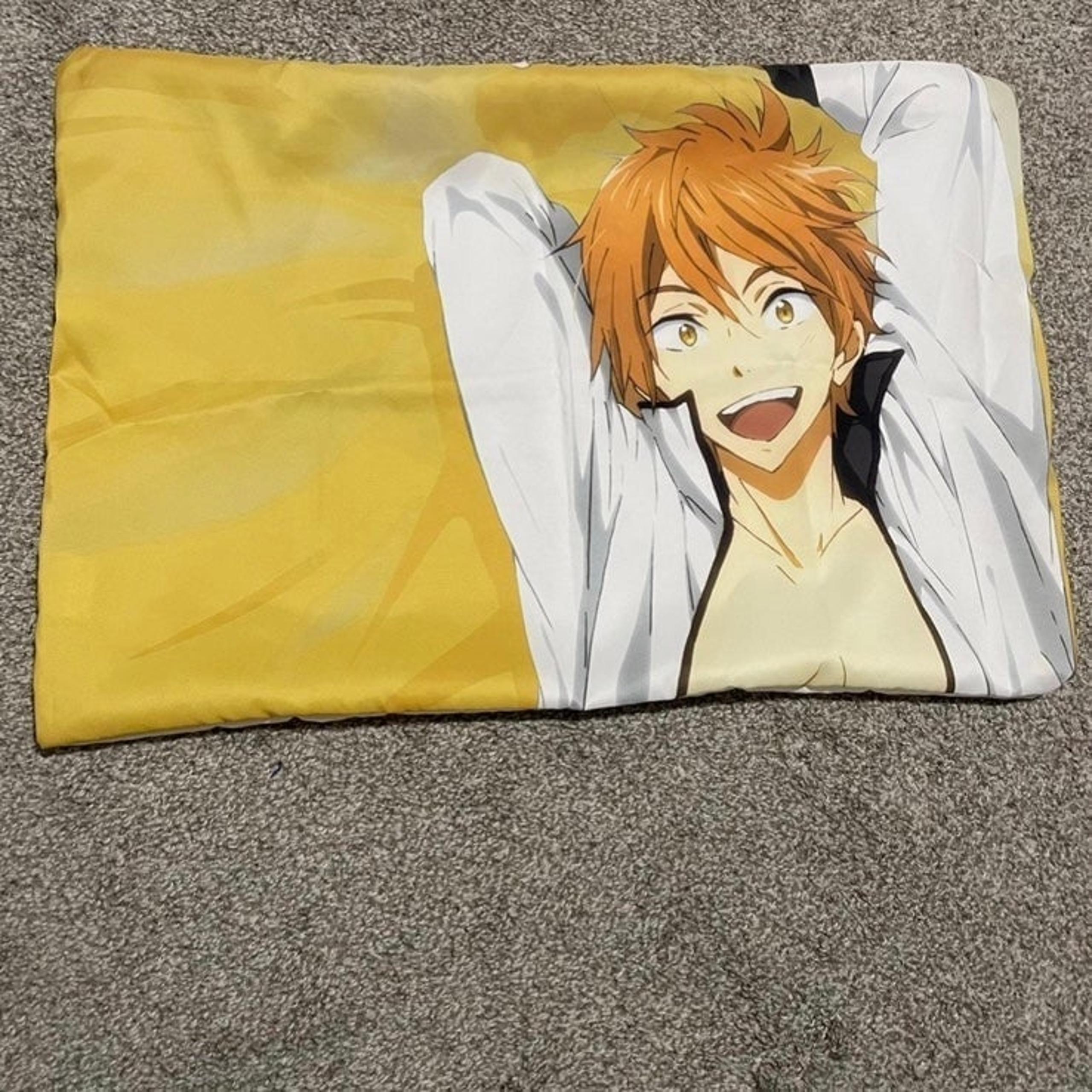 momo free!! eternal summer body pillow