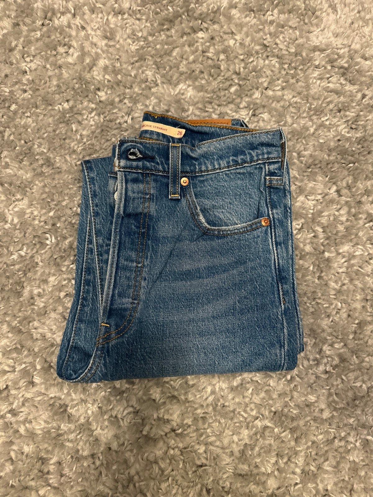 Levis jeans