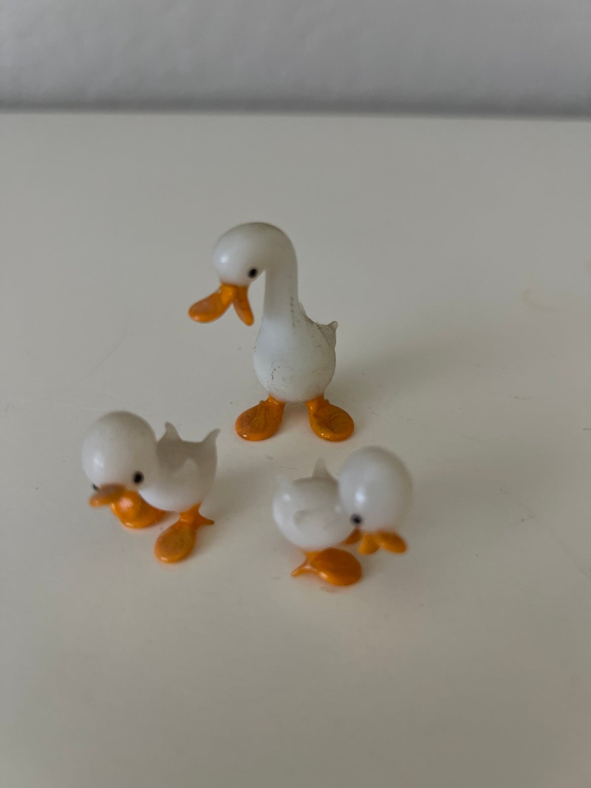 Vintage-Glass Mama Duck w/ 2 babies