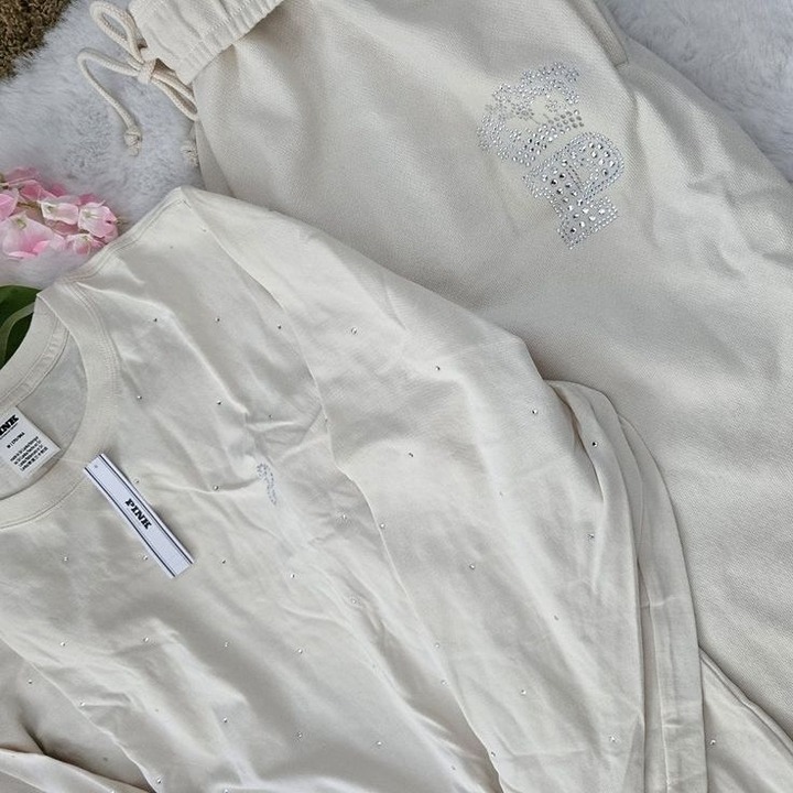 NEW MEDIUM VS PINK Bling Sweatpants + long sleeve tee white shell bling ivory