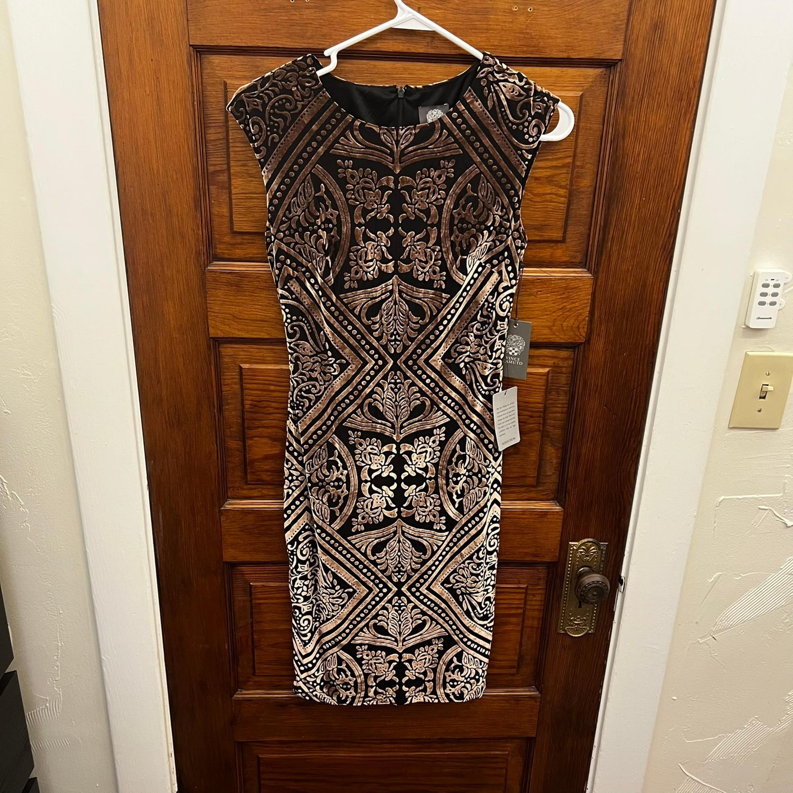 Vince Camuto Velvet Dresses for Women Midi Brown Gold Black size 4 NWT's