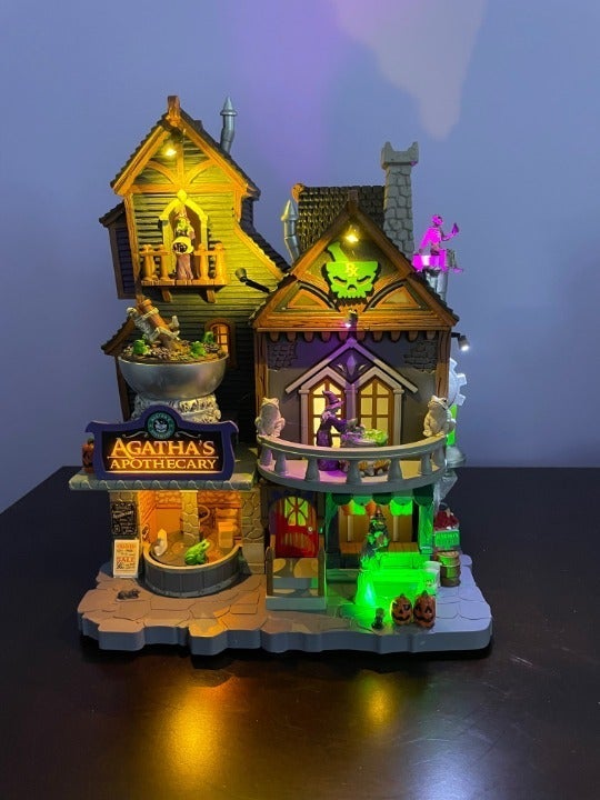 Lemax Spooky Town Agatha's Apothecary Brand New- Lights, Sound, & Animation