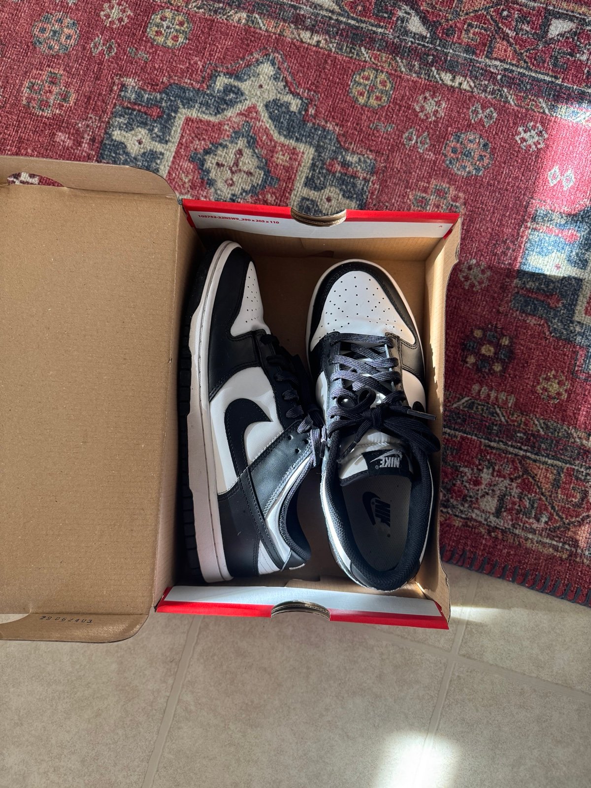 Nike Panda Dunks