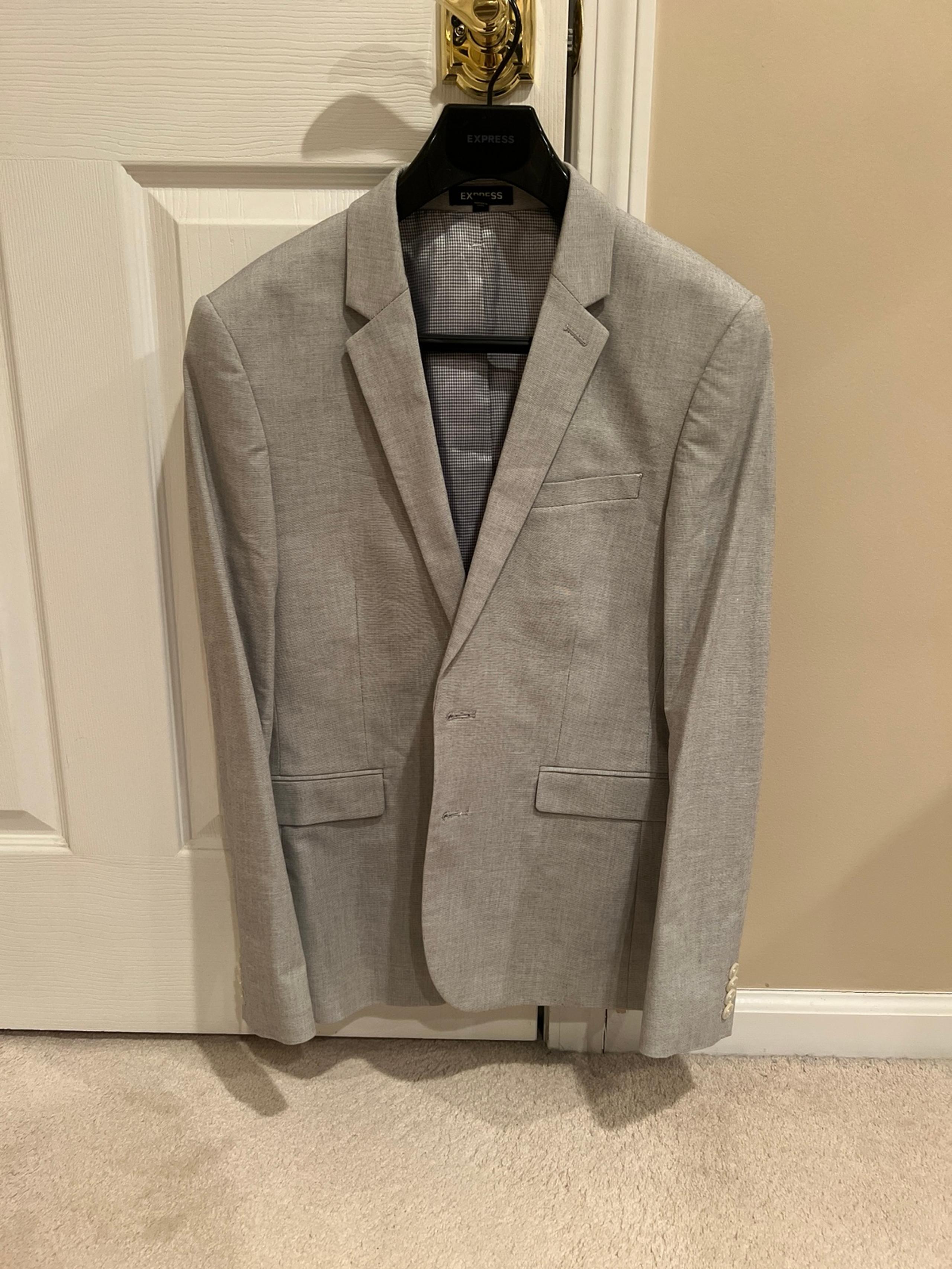 Express Suit